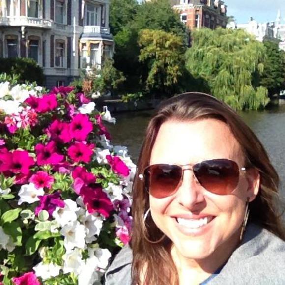 Meet your Posher, Daniela - Picture 1 of 1